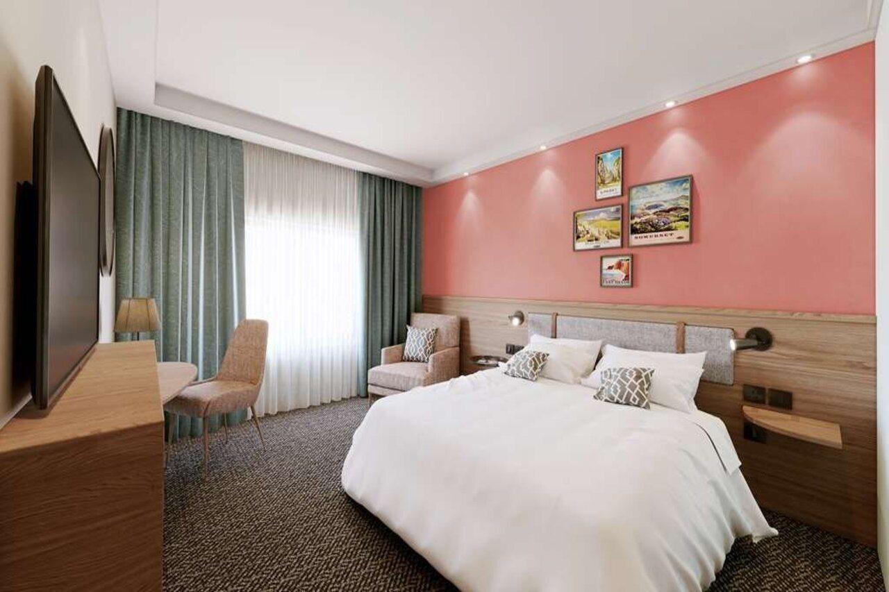 Hampton By Hilton Torquay Hotel Екстериор снимка