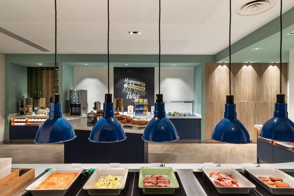 Hampton By Hilton Torquay Hotel Екстериор снимка