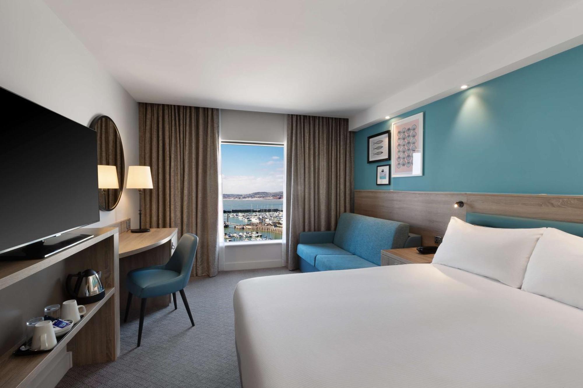 Hampton By Hilton Torquay Hotel Екстериор снимка