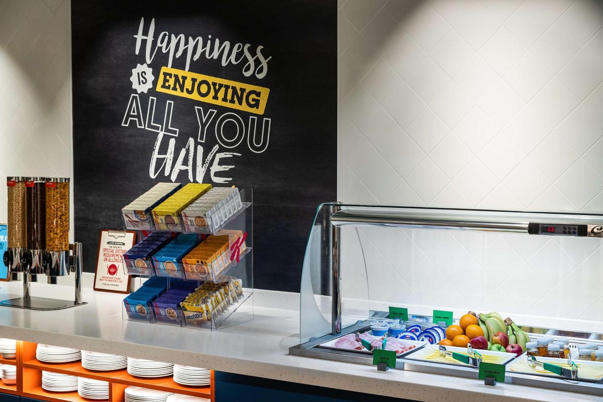 Hampton By Hilton Torquay Hotel Екстериор снимка